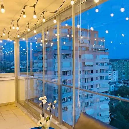 Wings Apartment *